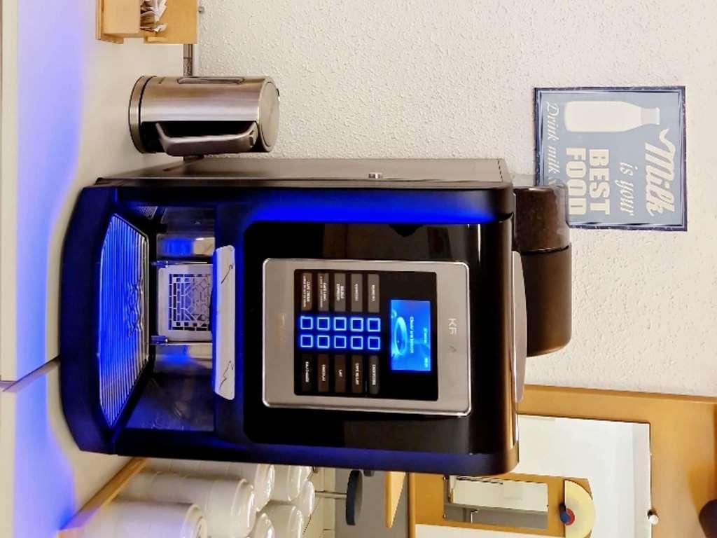 Ibis Budget Centre Hotel 2*